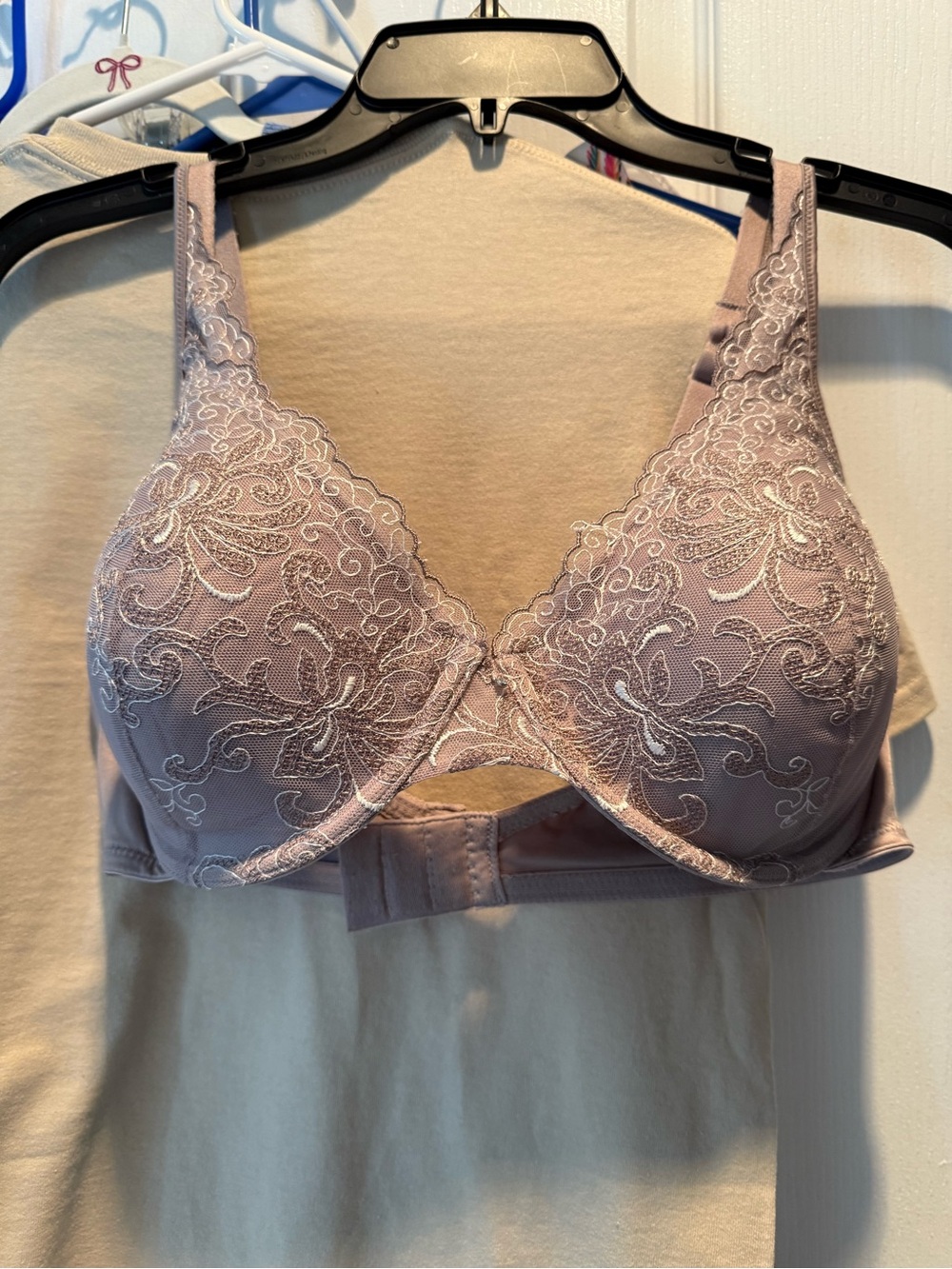 Playtex Embroidered Underwire Bra - Mauve minimizing Bra